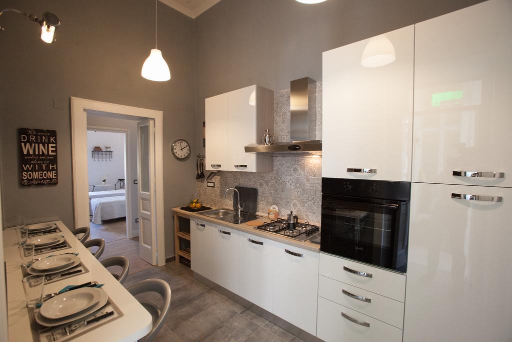 Largo Donnaregina Home Napoli Ngoại thất bức ảnh